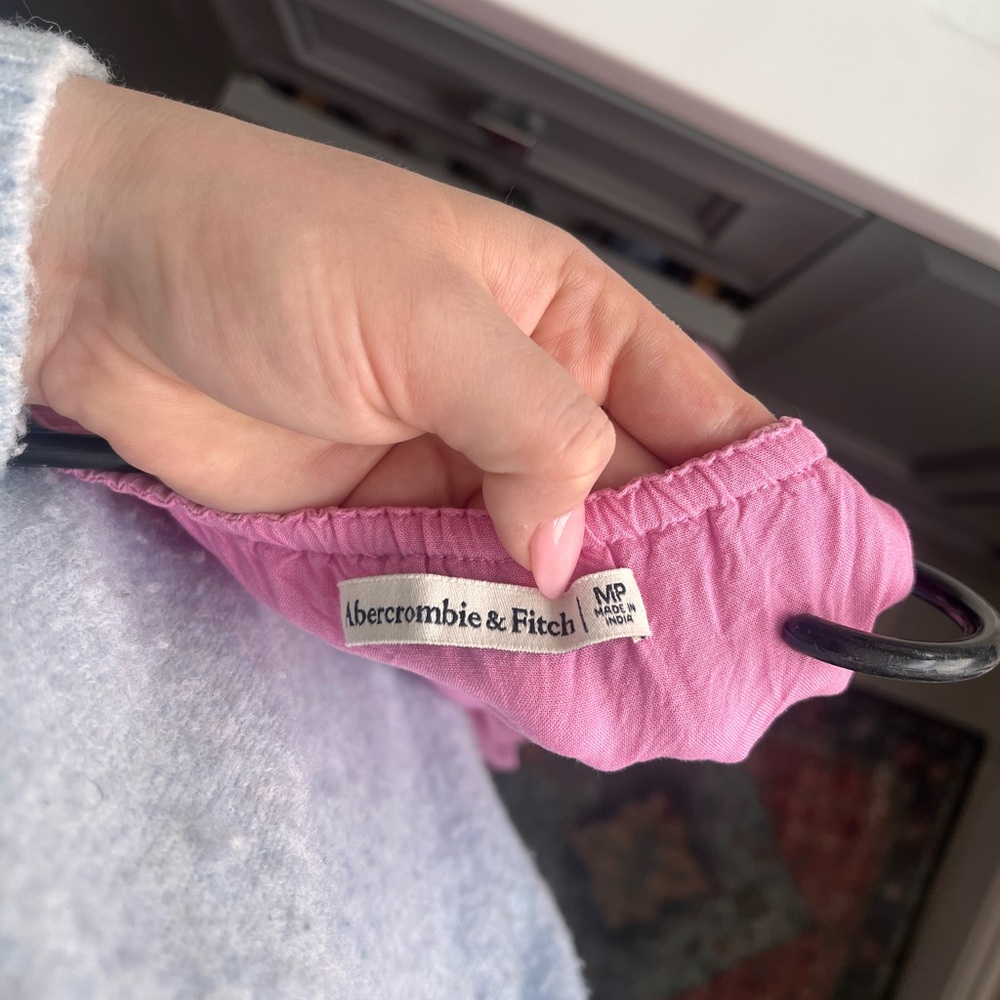 Abercrombie & Fitch Pink Layered Blouse - Picture 2 of 3